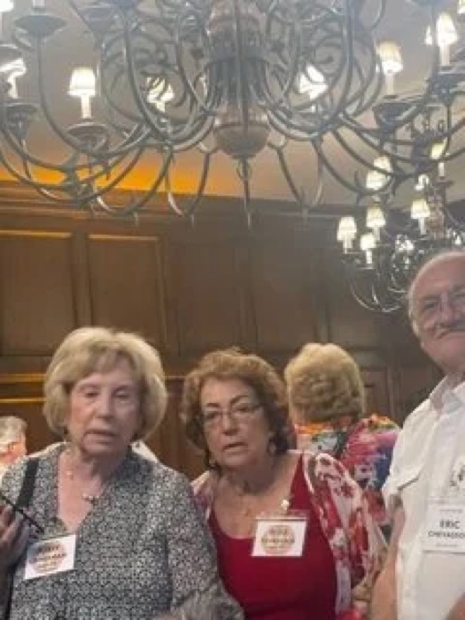 Reunion photo 22